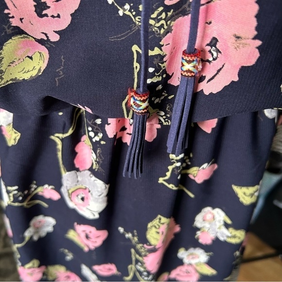 Le Lis Mid sleeve Midi Dress Sz Small - Picture 6 of 11